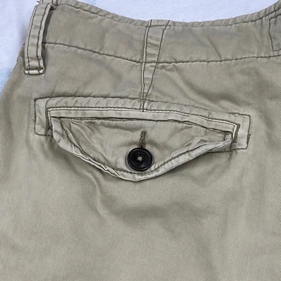 American Eagle Outfitters Tan Cargo Shorts Relaxed Fit - Picture 5 of 8